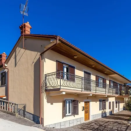 Beautiful In Bregi דירה