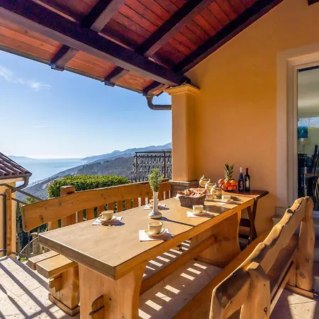 Beautiful In Bregi Breza