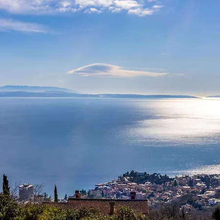 Beautiful In Bregi 아파트