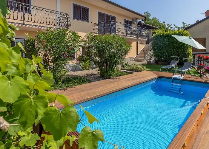 Apartment Beautiful In Bregi Breza